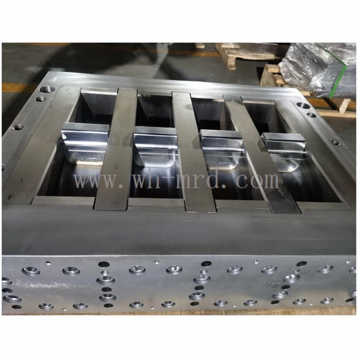 Train brake shoes manufacturing machine